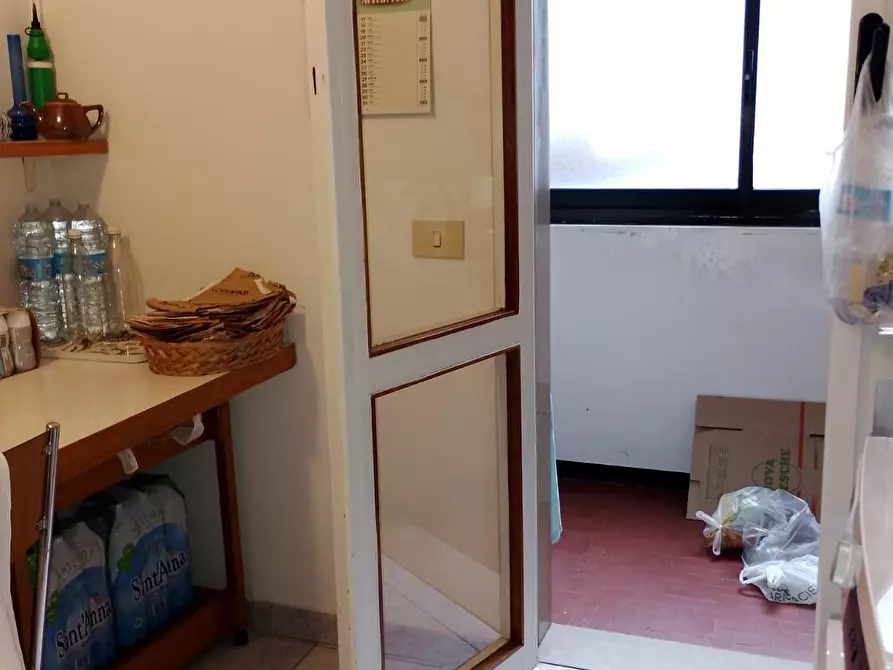 Immagine 40 di Appartamento in vendita  a Massa
