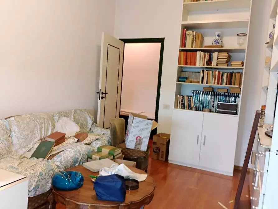 Immagine 24 di Appartamento in vendita  a Massa