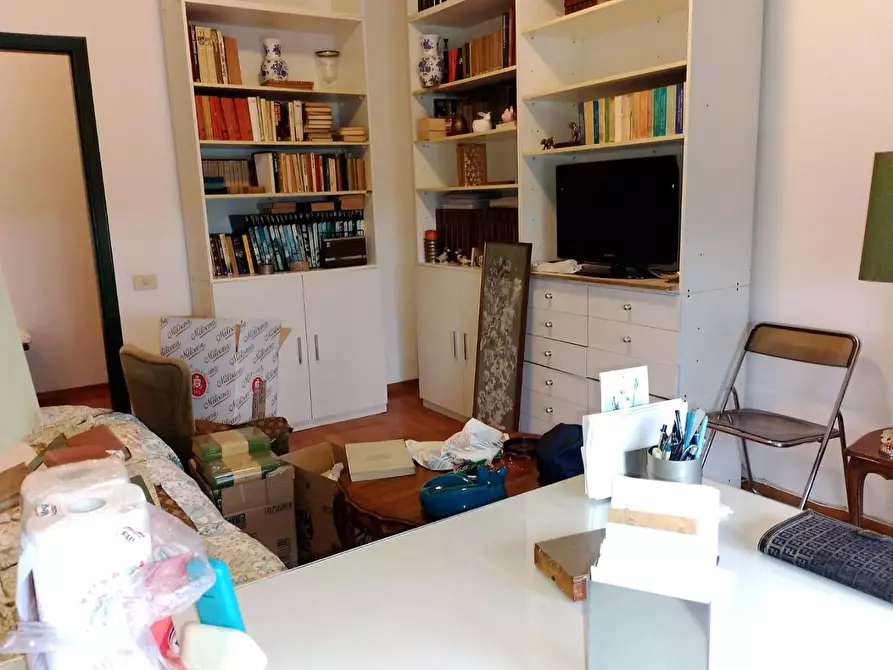 Immagine 23 di Appartamento in vendita  a Massa