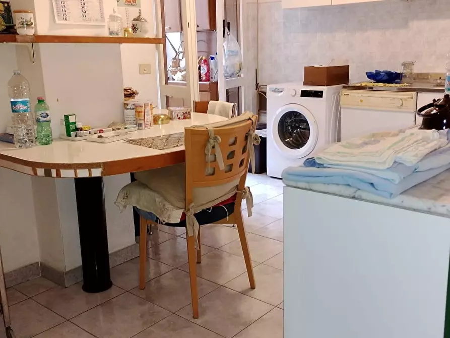 Immagine 39 di Appartamento in vendita  a Massa