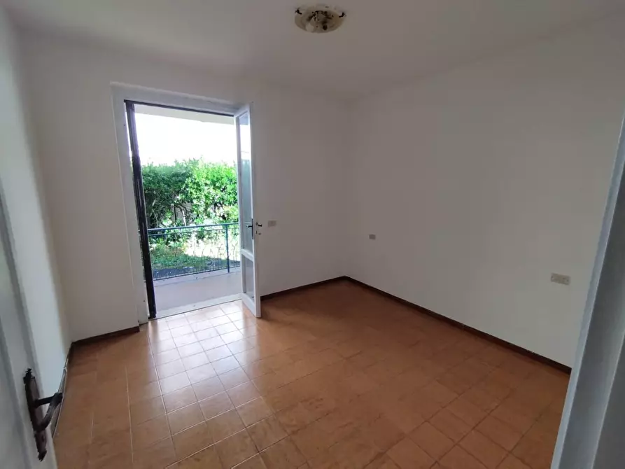 Immagine 19 di Appartamento in vendita  a Camaiore