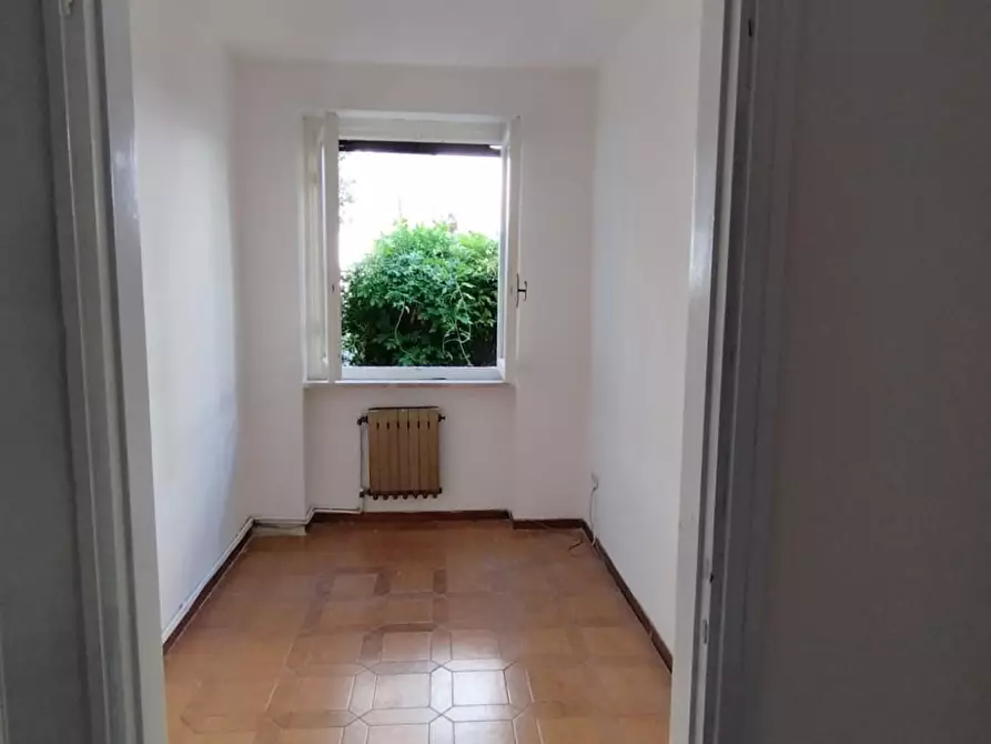 Immagine 11 di Appartamento in vendita  a Camaiore