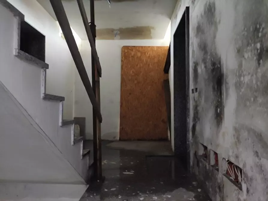 Immagine 4 di Appartamento in vendita  a Seregno