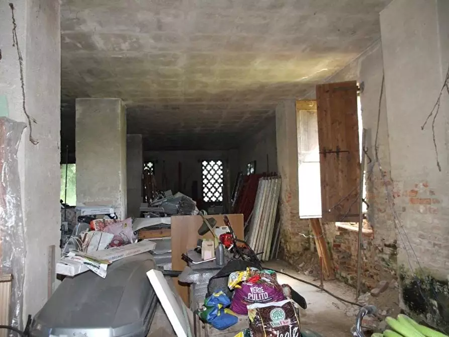 Immagine 21 di Villa in vendita  a Zerbolò