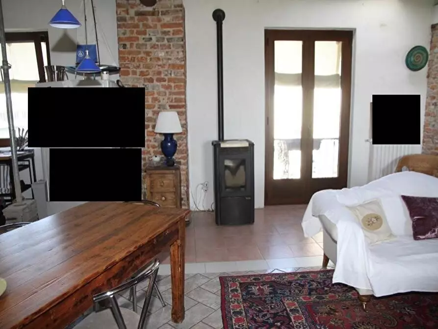 Immagine 10 di Villa in vendita  a Zerbolò