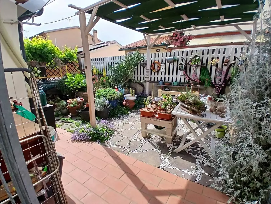 Immagine 24 di Villetta a schiera in vendita  a Campiglia Marittima