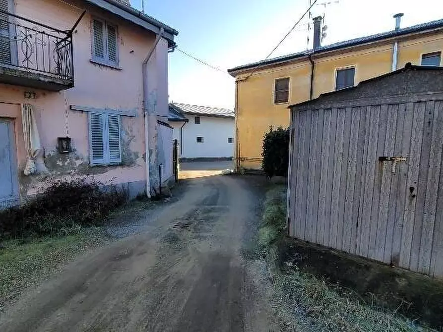Immagine 1 di Villa in vendita  a Cergnago