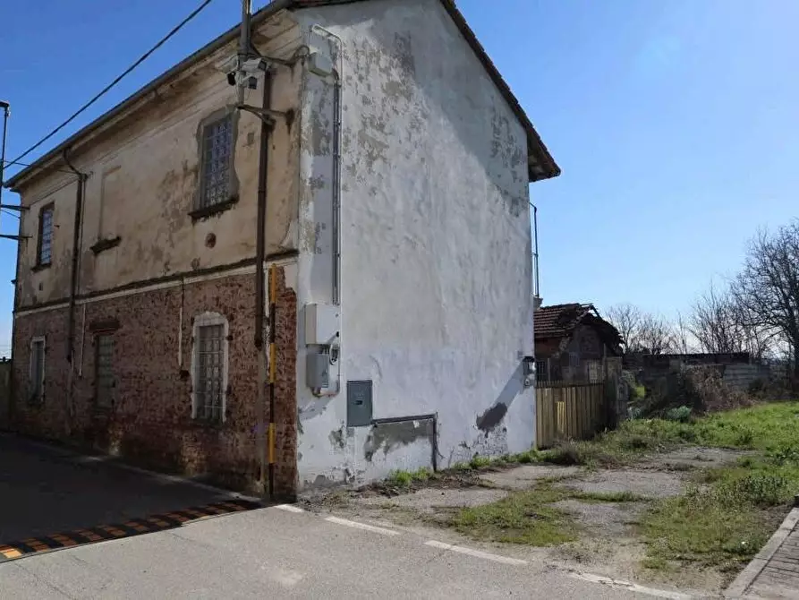 Immagine 2 di Villa in vendita  a Rosasco