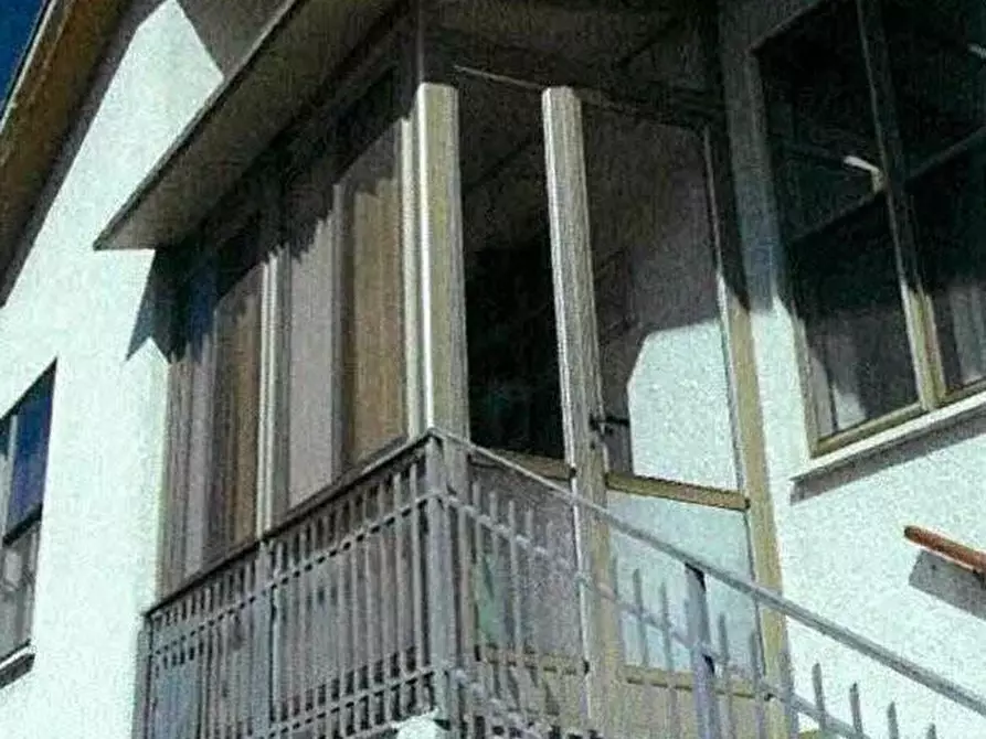Immagine 6 di Villa in vendita  a Lungavilla