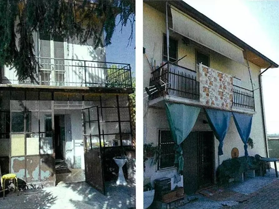 Immagine 2 di Villa in vendita  a Lungavilla