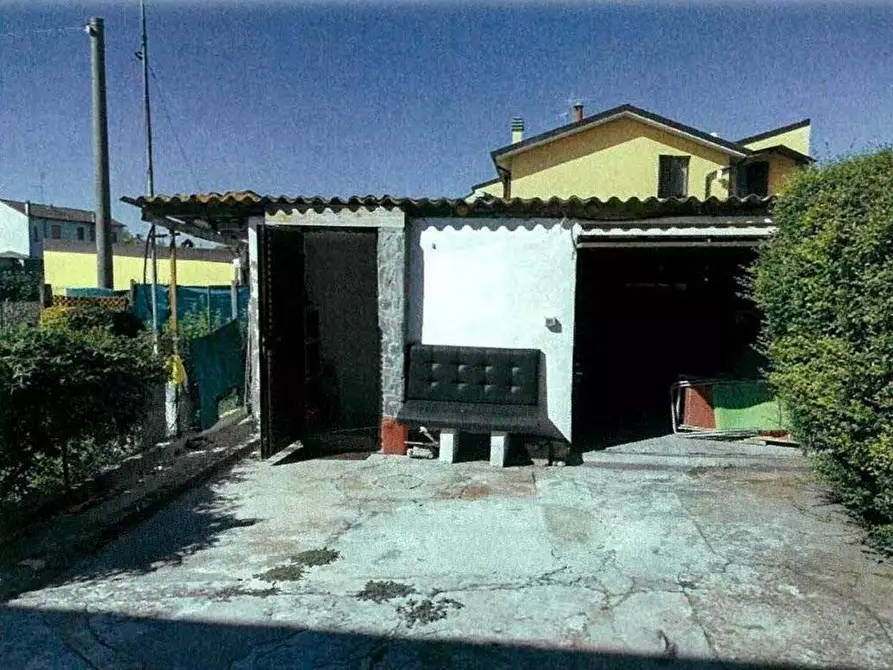 Immagine 7 di Villa in vendita  a Lungavilla