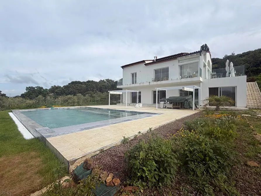 Immagine 7 di Villa in vendita  a Capoliveri