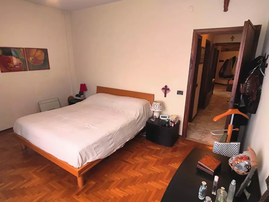 Immagine 22 di Appartamento in vendita  a Pisa
