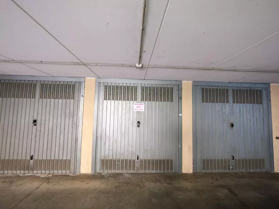 Immagine 1 di Garage in vendita  a Gorgonzola