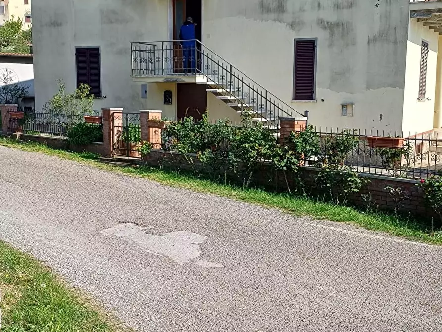 Immagine 6 di Appartamento in vendita  a Semproniano
