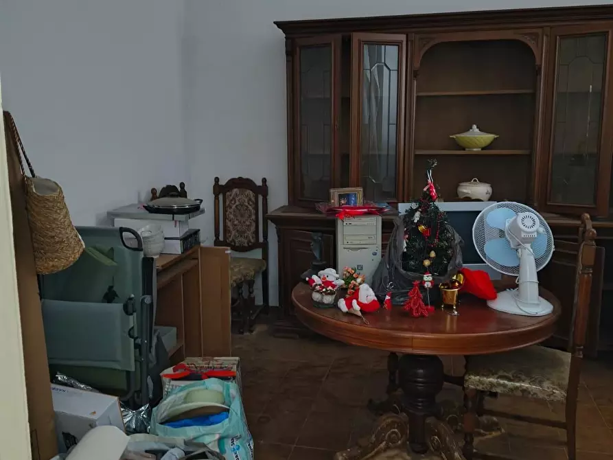 Immagine 17 di Appartamento in vendita  a Semproniano