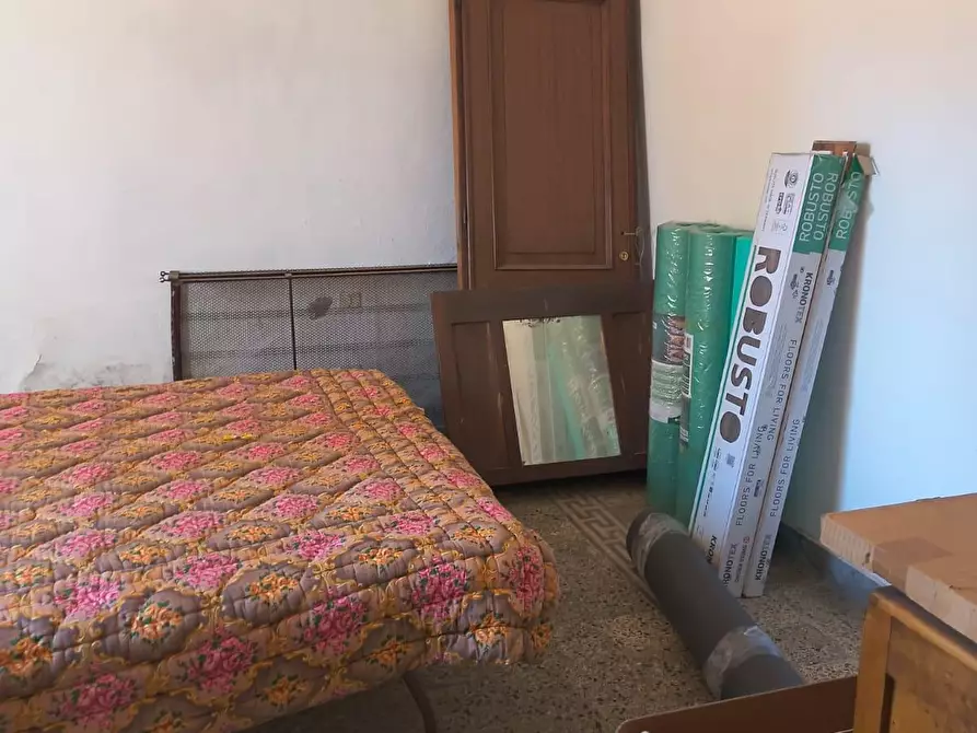 Immagine 20 di Appartamento in vendita  a Semproniano