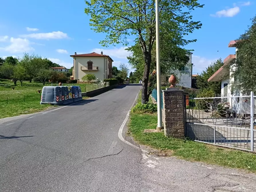 Immagine 1 di Appartamento in vendita  a Semproniano