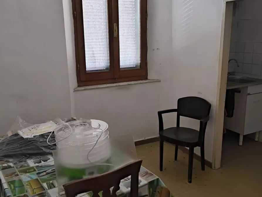 Immagine 23 di Appartamento in vendita  a Semproniano