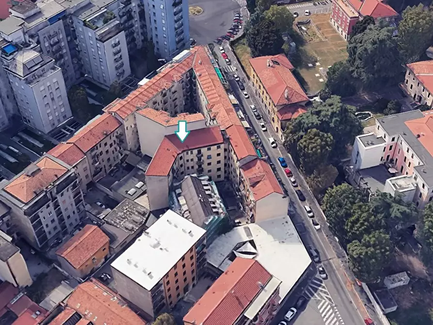 Immagine 2 di Appartamento in vendita  a Milano