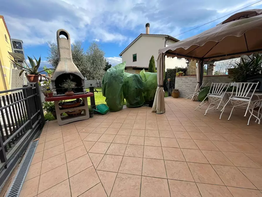 Immagine 34 di Terratetto in vendita  a Capannori