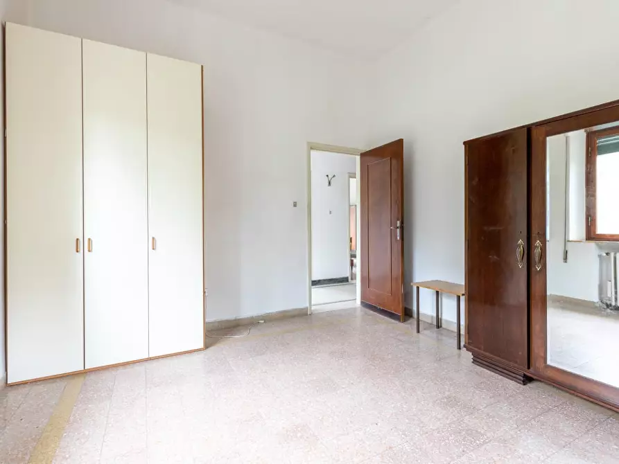 Immagine 13 di Villa in vendita  a Lucca