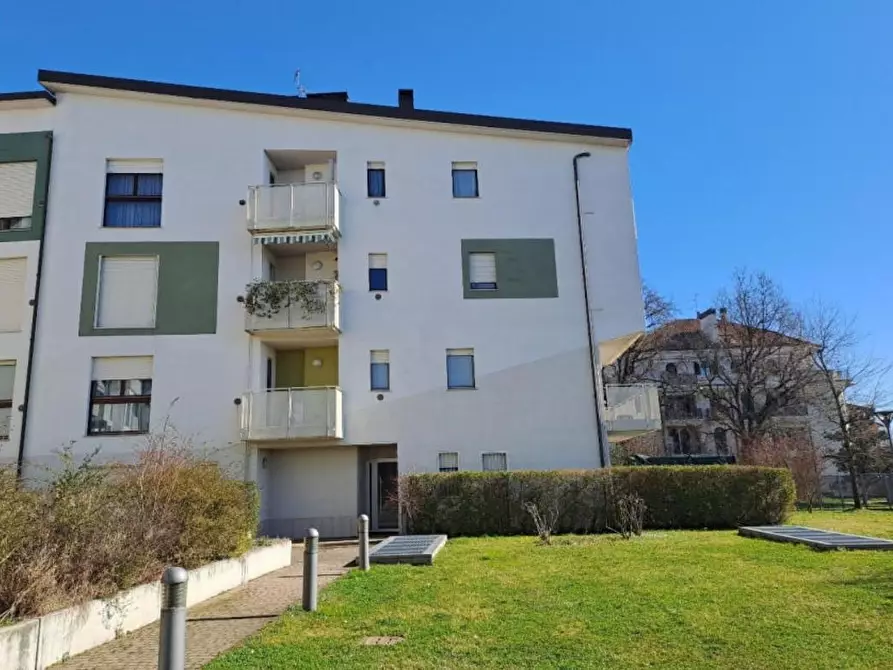 Immagine 3 di Appartamento in vendita  a Abbiategrasso