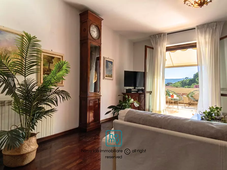 Immagine 40 di Appartamento in vendita  a Carrara
