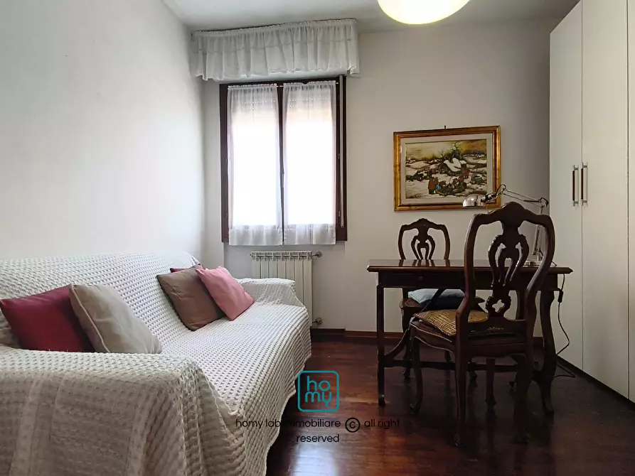Immagine 43 di Appartamento in vendita  a Carrara