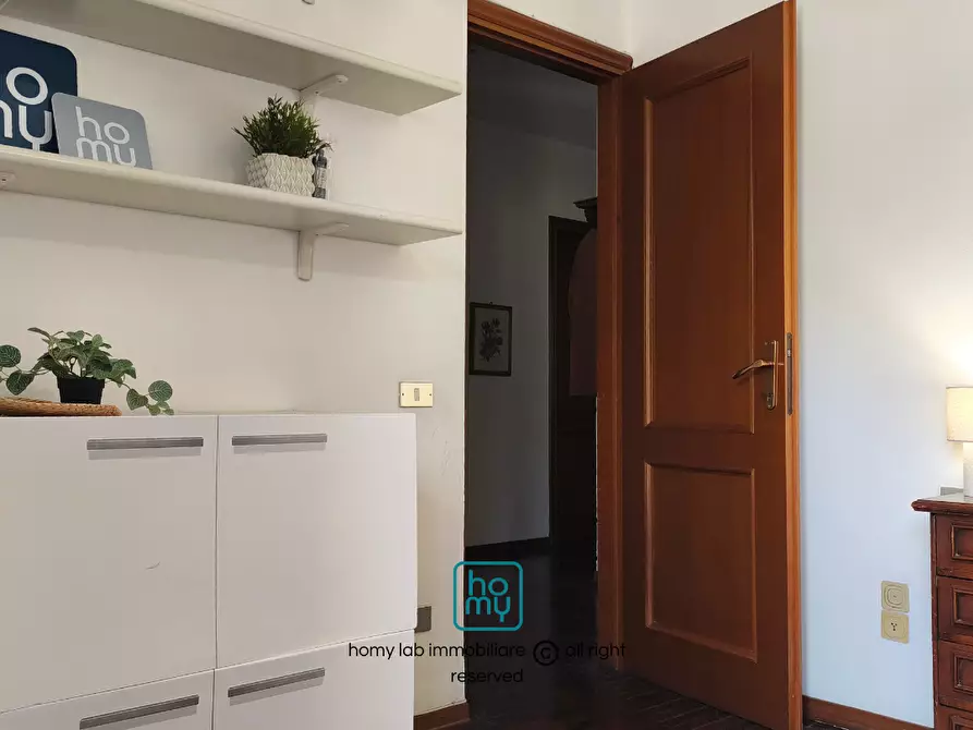 Immagine 19 di Appartamento in vendita  a Carrara