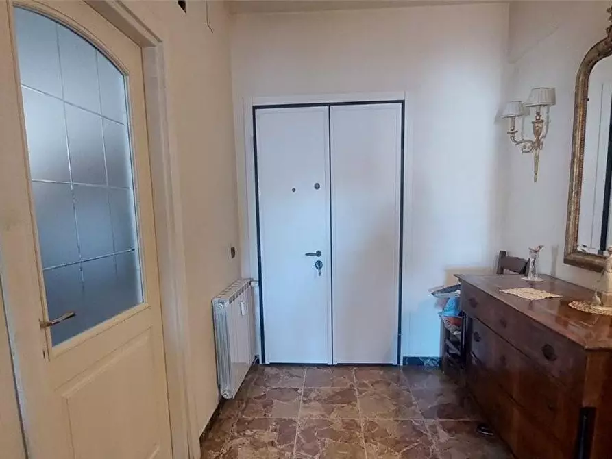 Immagine 6 di Appartamento in vendita  a Pisa