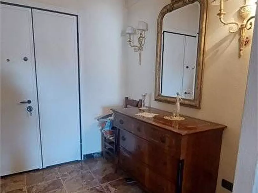 Immagine 10 di Appartamento in vendita  a Pisa