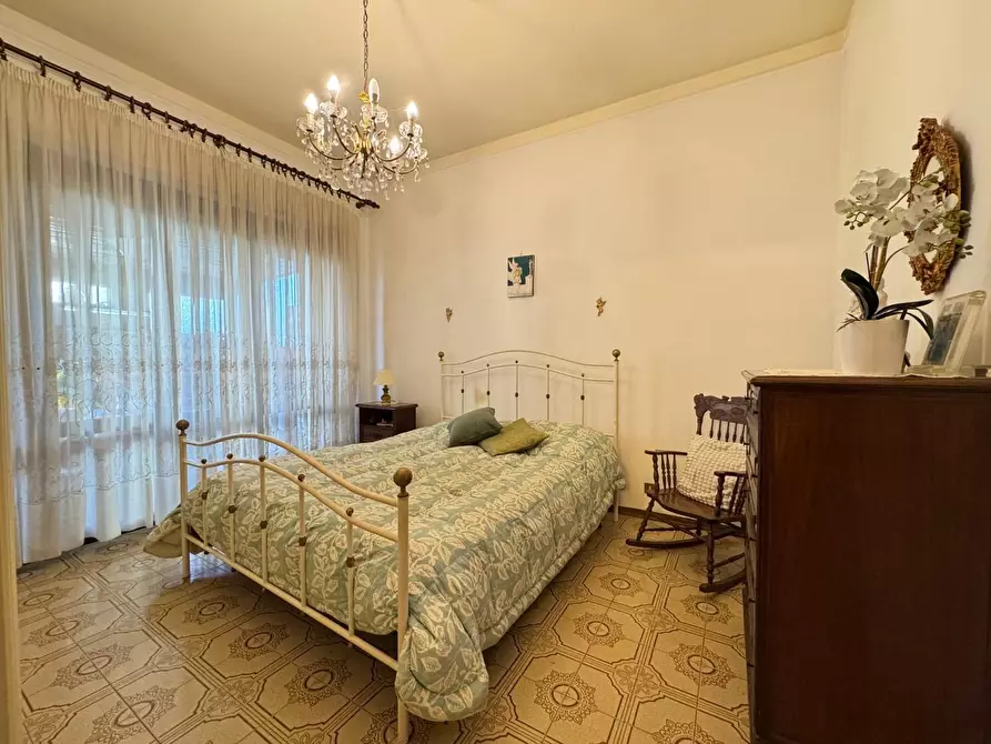 Immagine 31 di Appartamento in vendita  a Viareggio