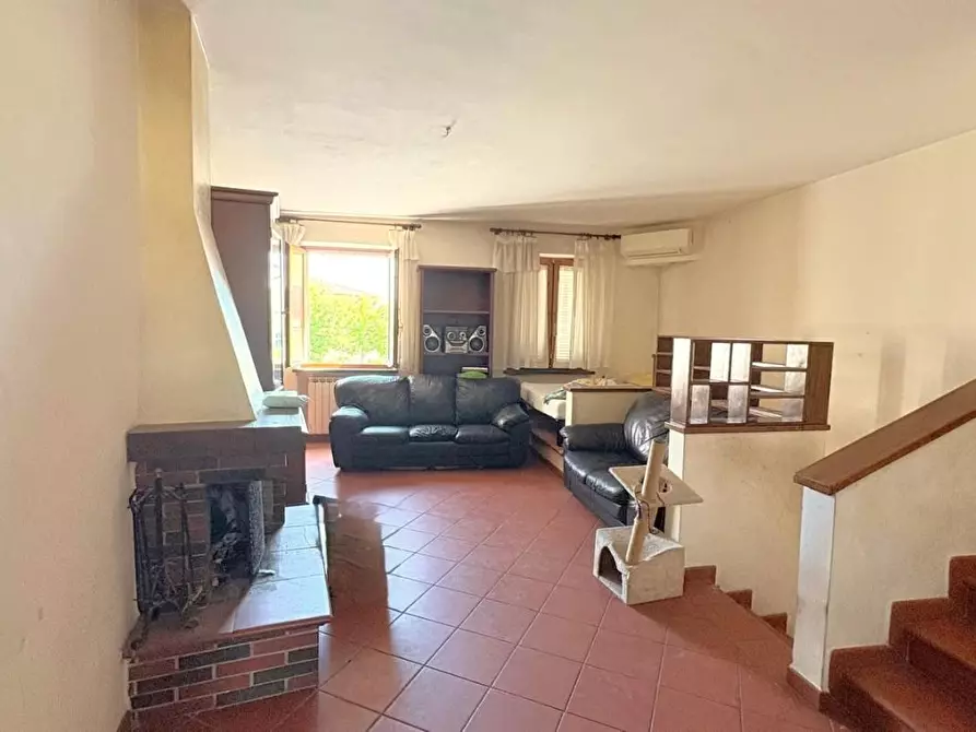 Immagine 6 di Terratetto in vendita  a Lucca