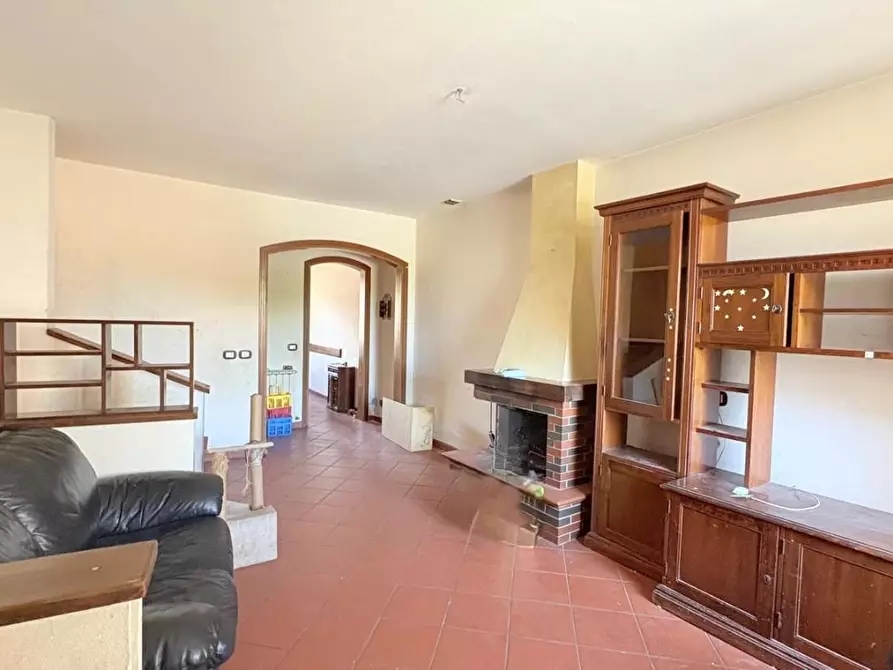 Immagine 2 di Terratetto in vendita  a Lucca