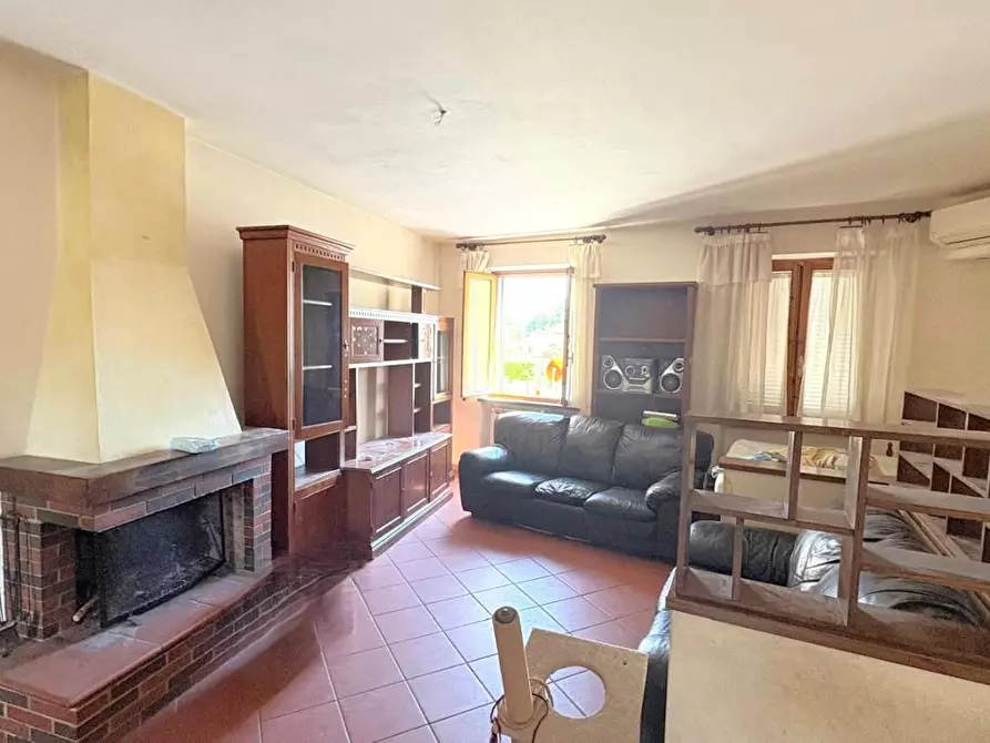 Immagine 4 di Terratetto in vendita  a Lucca