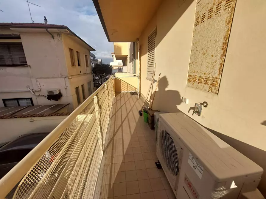 Immagine 9 di Appartamento in affitto  a Camaiore