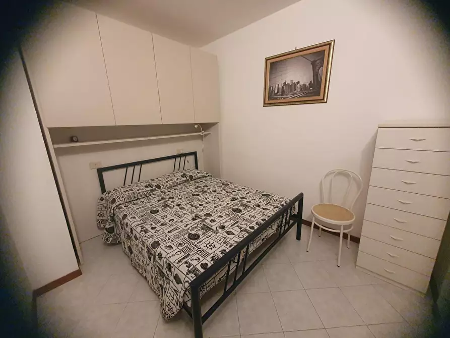 Immagine 8 di Appartamento in affitto  a Camaiore