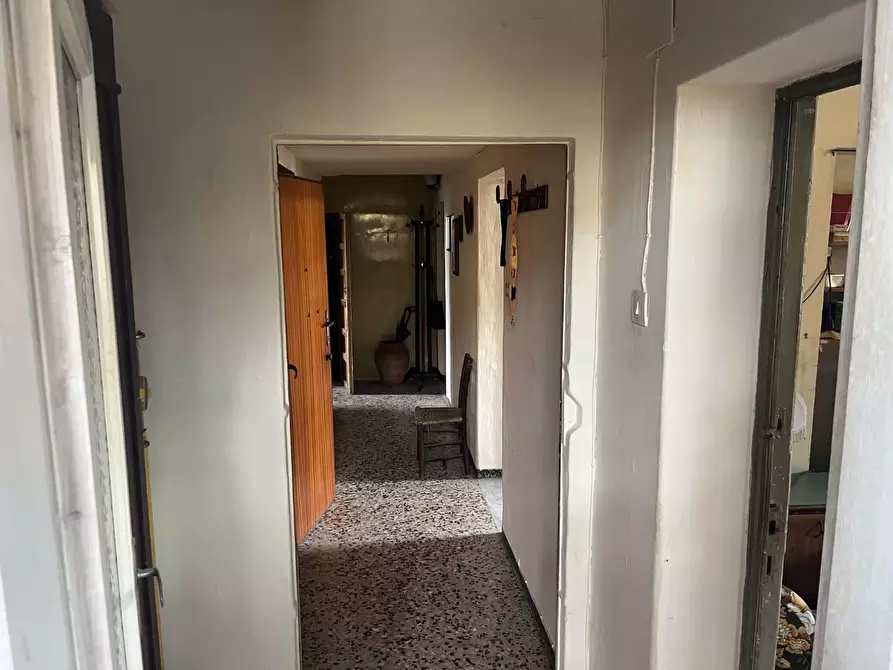 Immagine 15 di Appartamento in vendita  a Lajatico