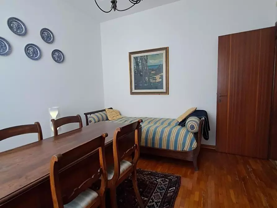 Immagine 34 di Appartamento in vendita  a Livorno