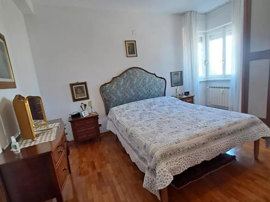 Immagine 44 di Appartamento in vendita  a Livorno