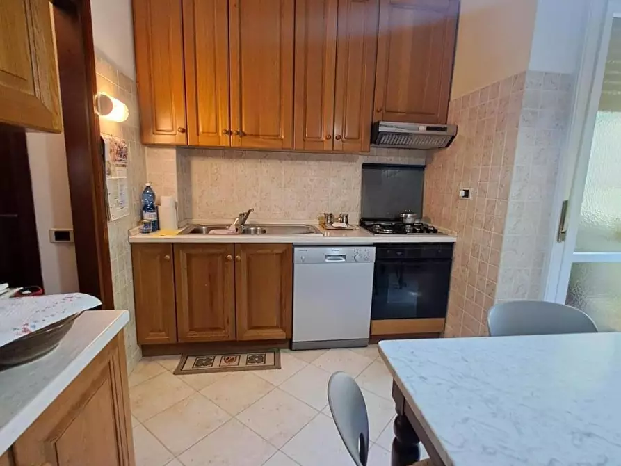 Immagine 6 di Appartamento in vendita  a Livorno