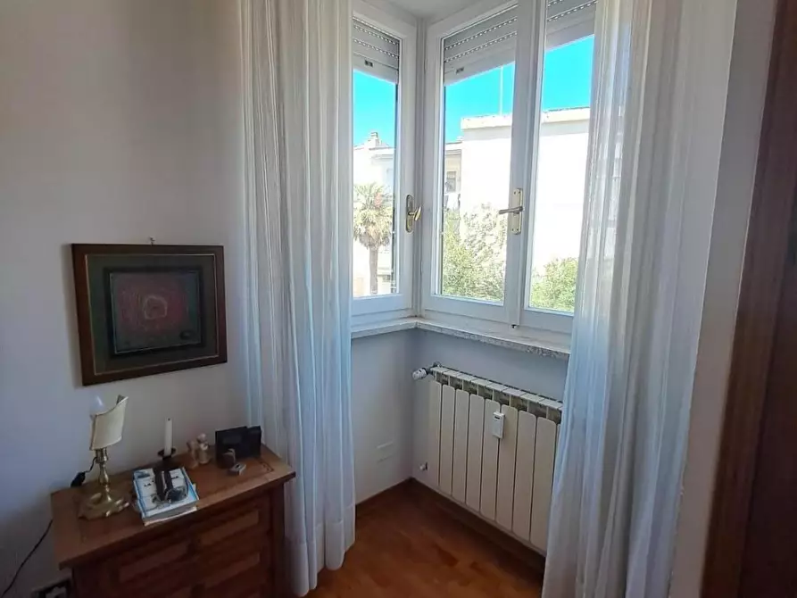 Immagine 48 di Appartamento in vendita  a Livorno
