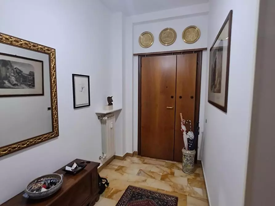 Immagine 4 di Appartamento in vendita  a Livorno