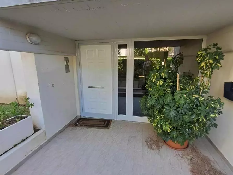 Immagine 3 di Appartamento in vendita  a Livorno