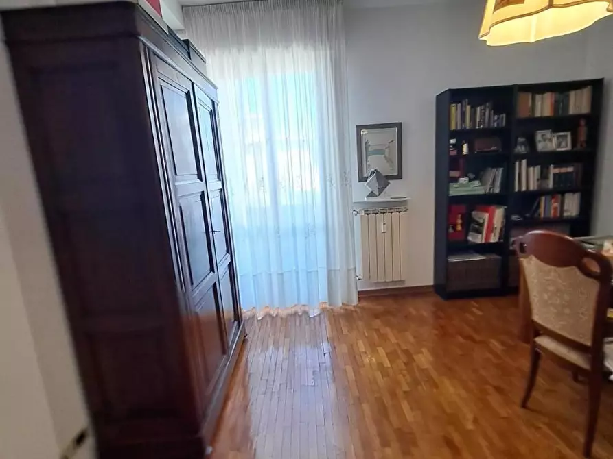 Immagine 36 di Appartamento in vendita  a Livorno