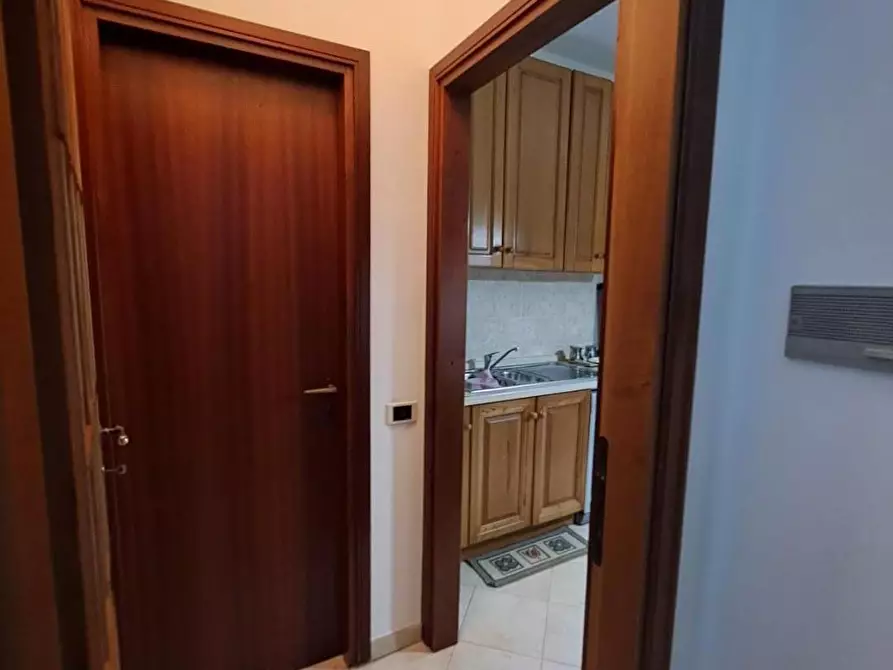 Immagine 17 di Appartamento in vendita  a Livorno