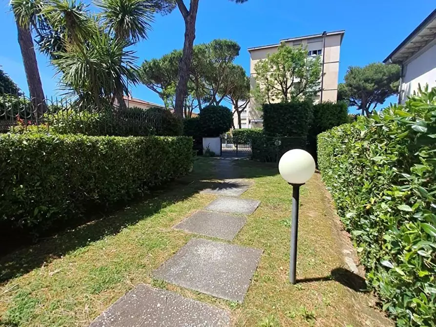 Immagine 1 di Appartamento in vendita  a Livorno