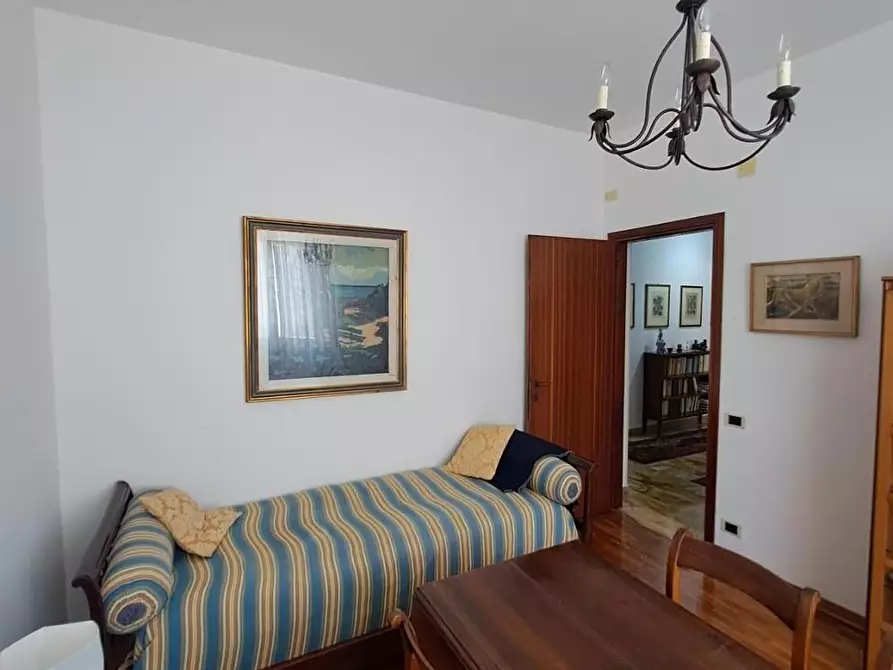 Immagine 33 di Appartamento in vendita  a Livorno
