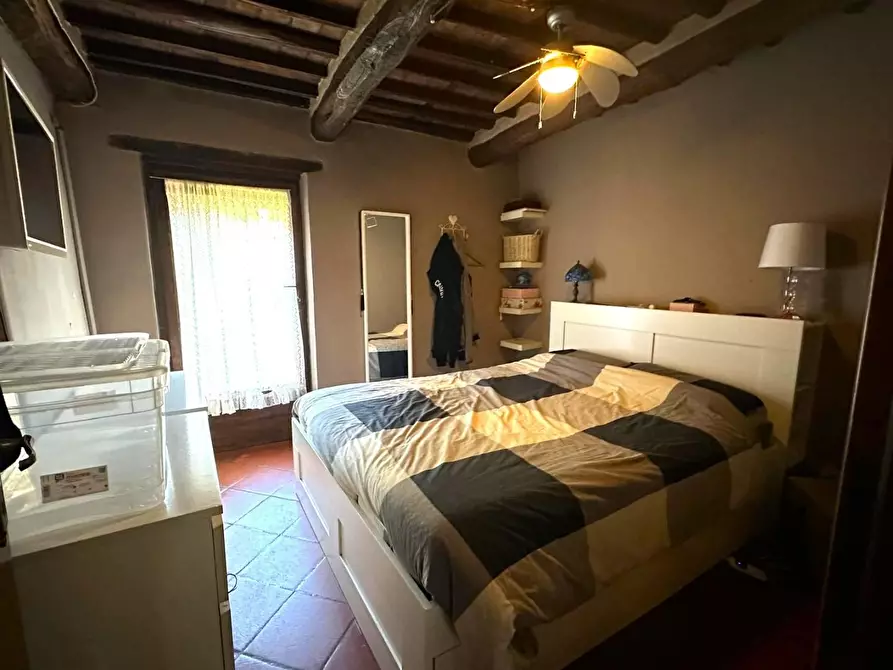 Immagine 19 di Rustico / casale in vendita  a Capannori